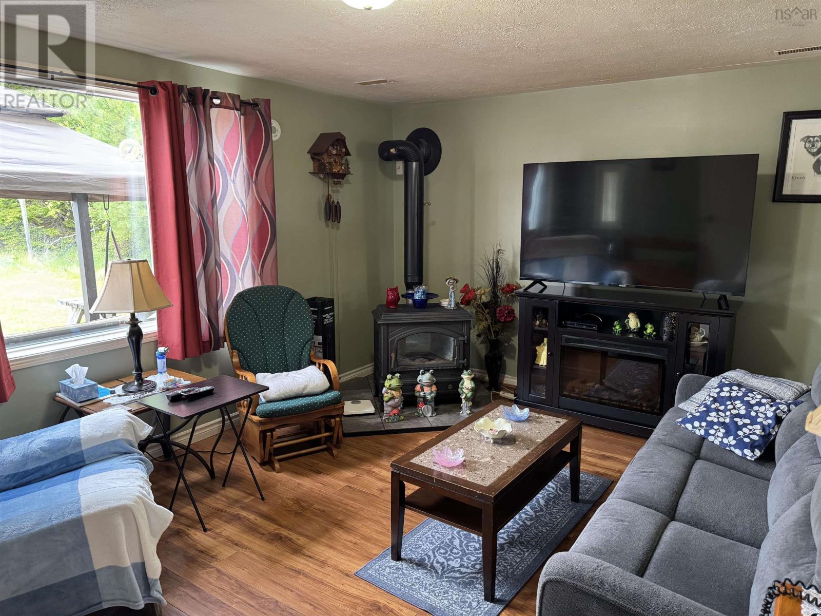 5982 Stellarton Trafalgar Road Property Photo 5