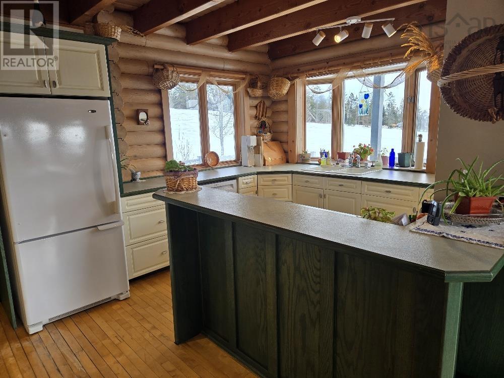 164 Kenomee Heights Lane Property Photo 8