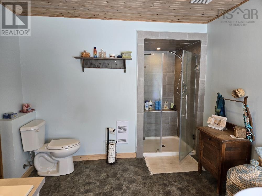 164 Kenomee Heights Lane Property Photo 22