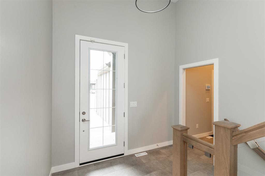 8 Morgan Lane Property Photo 3