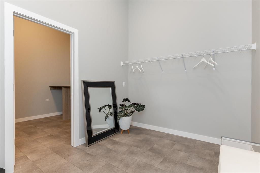 8 Morgan Lane Property Photo 4
