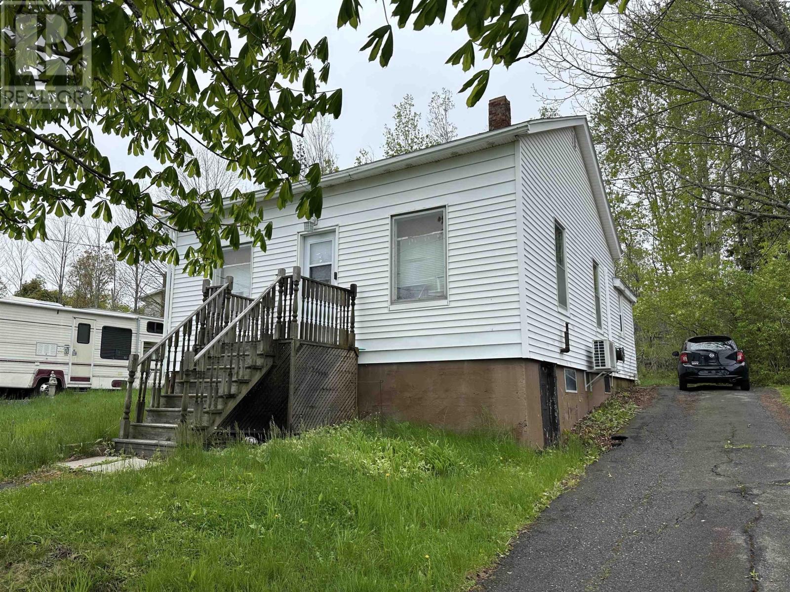 73 Ellis Street Property Photo 1