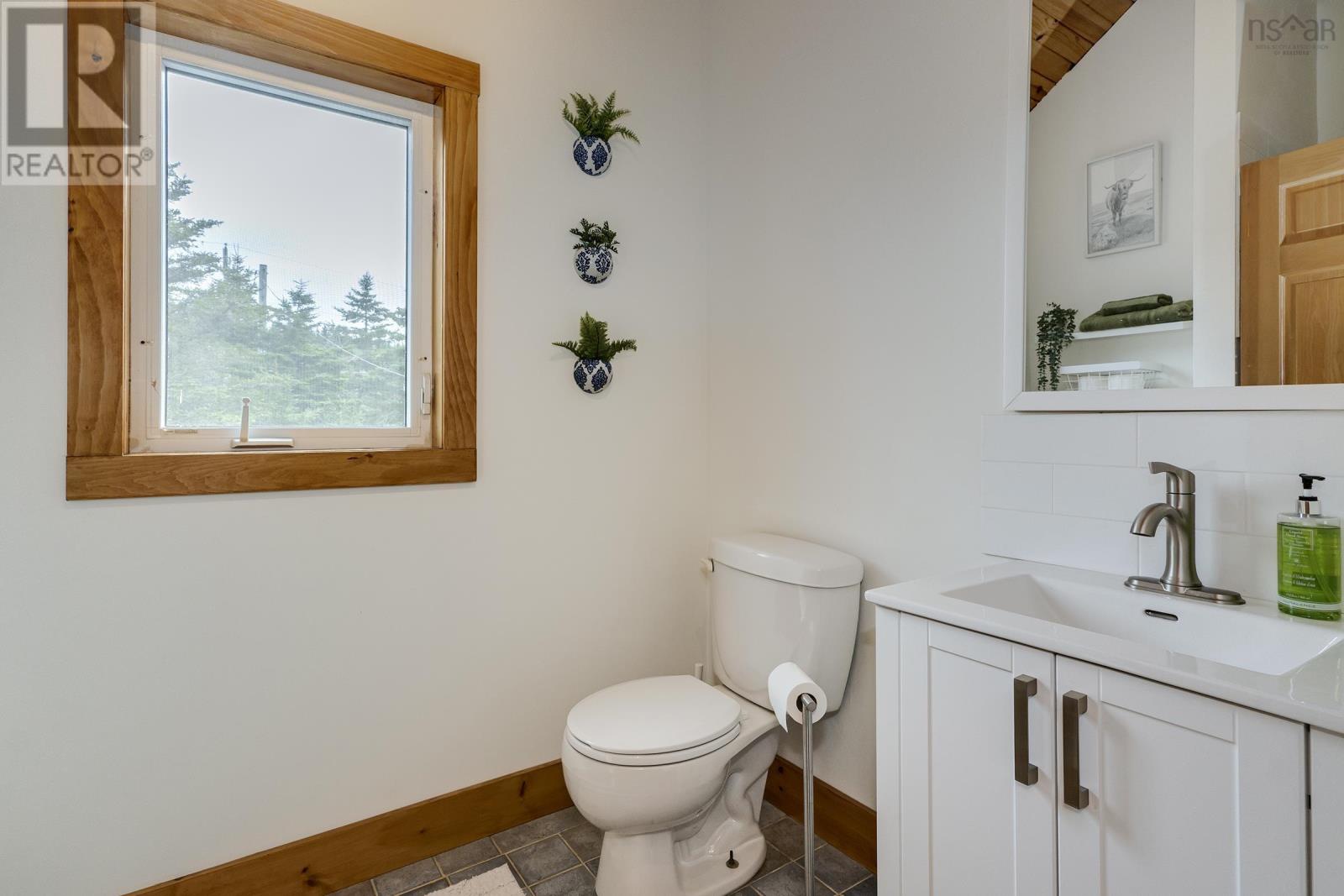 3078 Ostrea Lake Road Property Photo 37