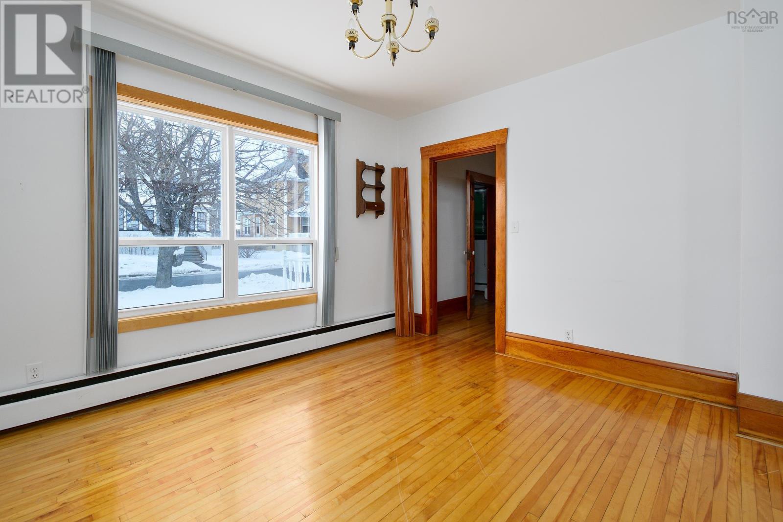 276 Columbia Street Property Photo 15