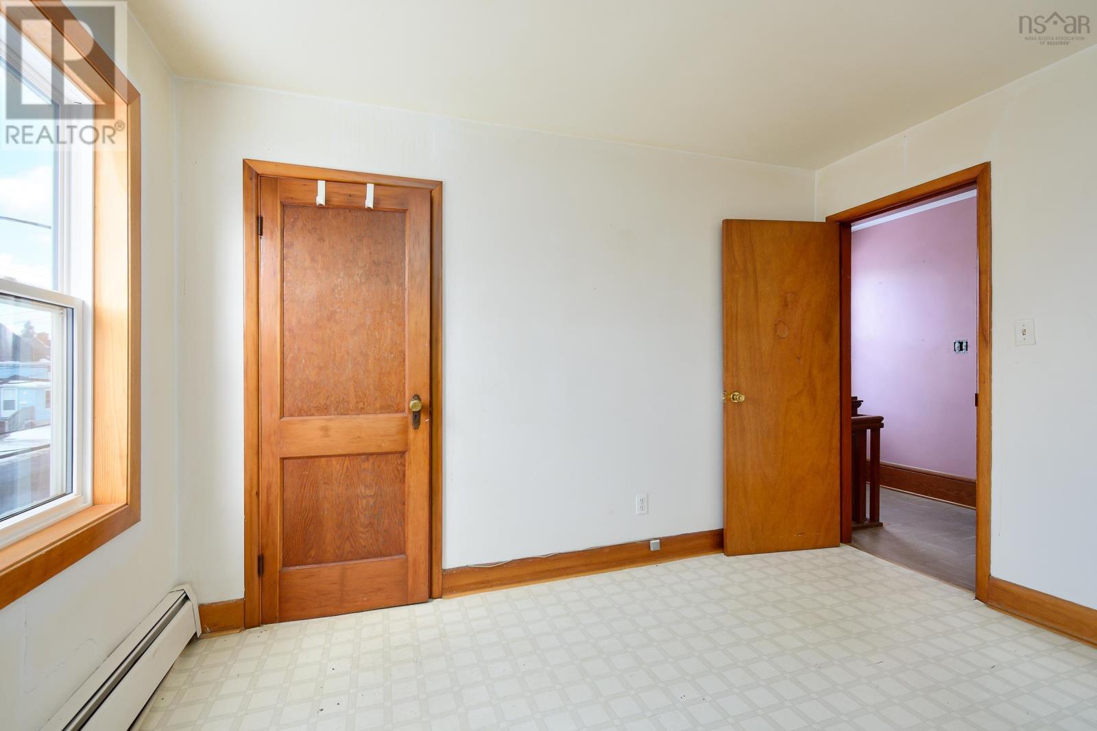 276 Columbia Street Property Photo 32