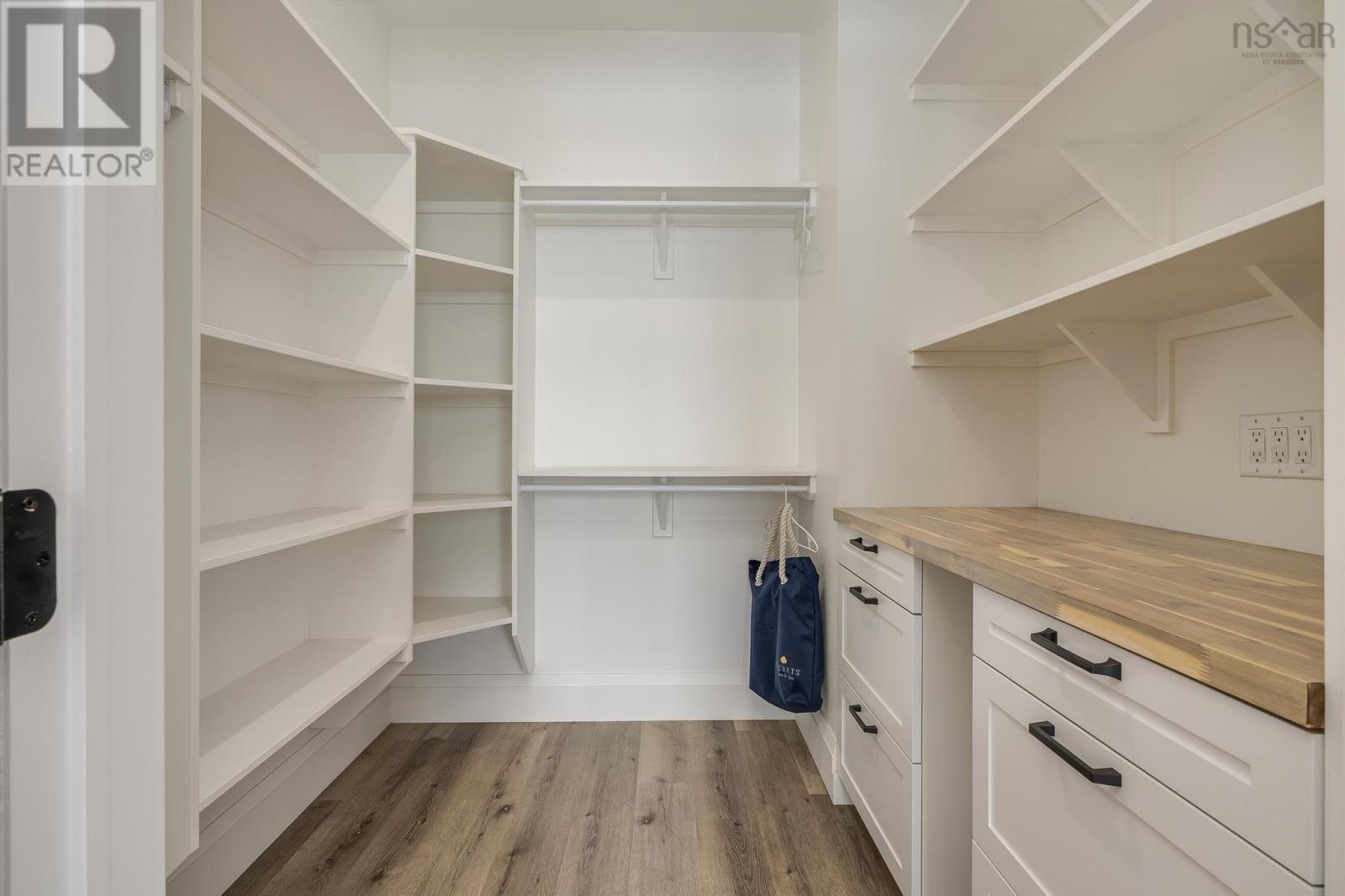 60 Post Office Road Property Photo 14