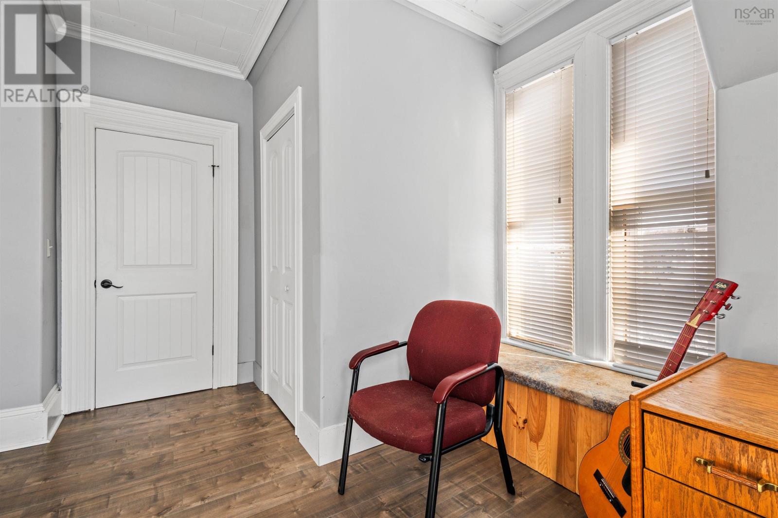 9 Mcdougall Street Property Photo 33