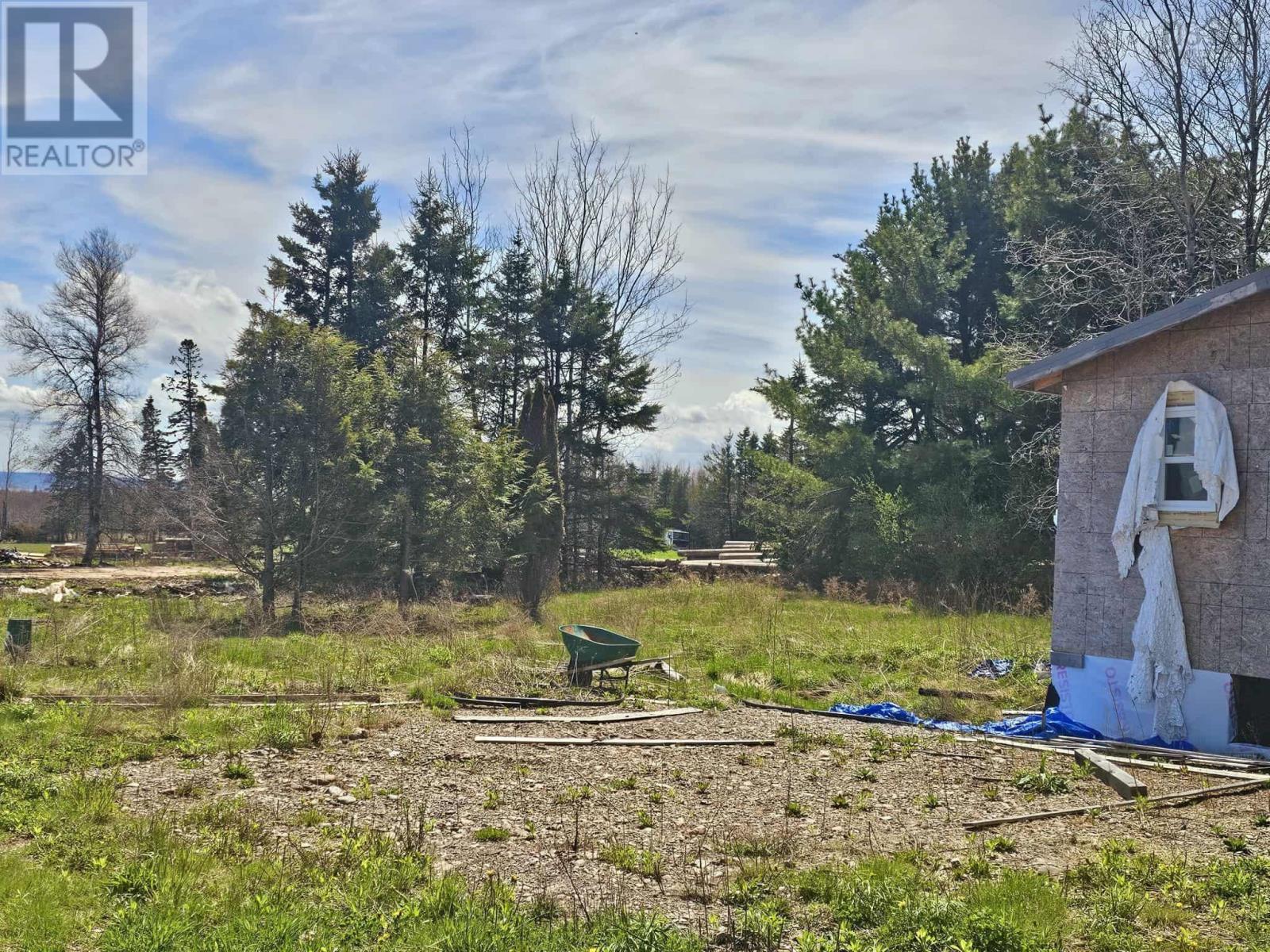 9260 Highway 2 Property Photo 5