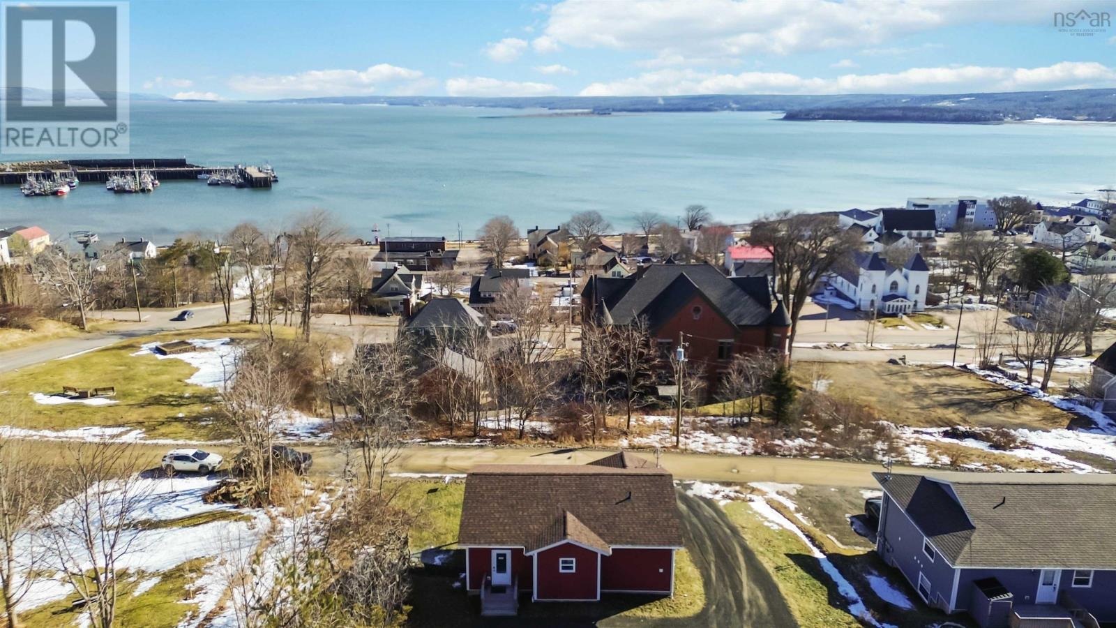 109 Second Avenue Property Photo 2