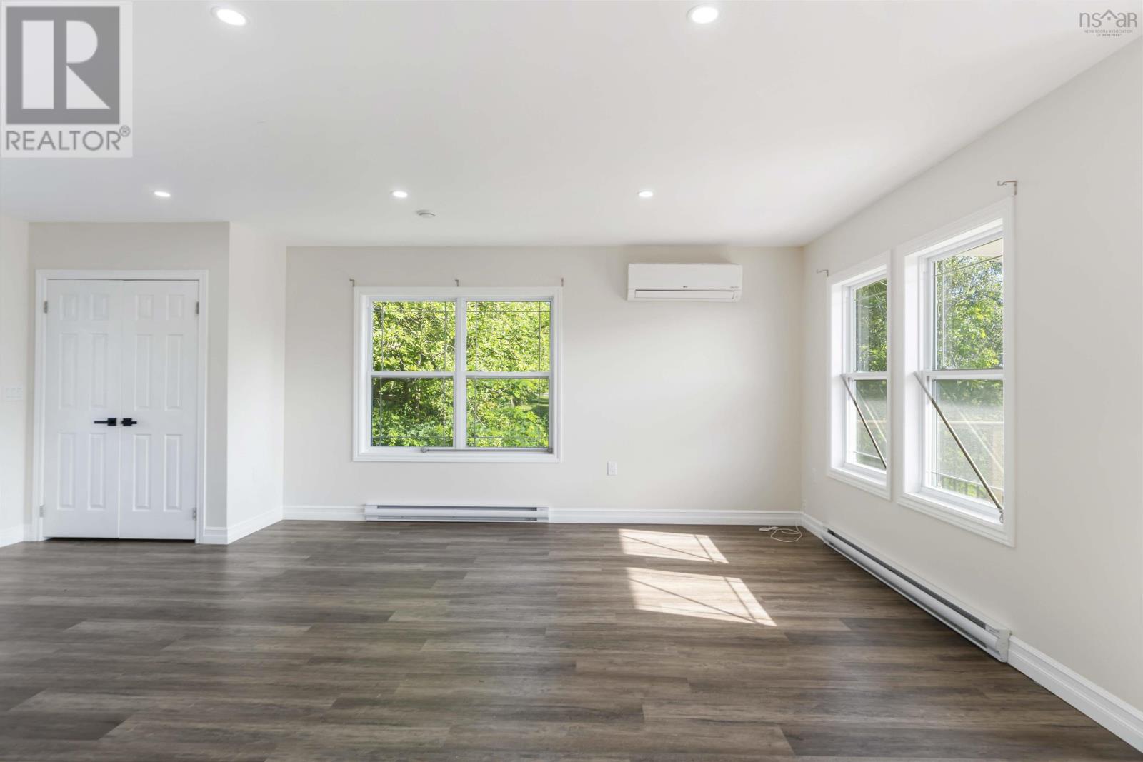 109 Second Avenue Property Photo 8