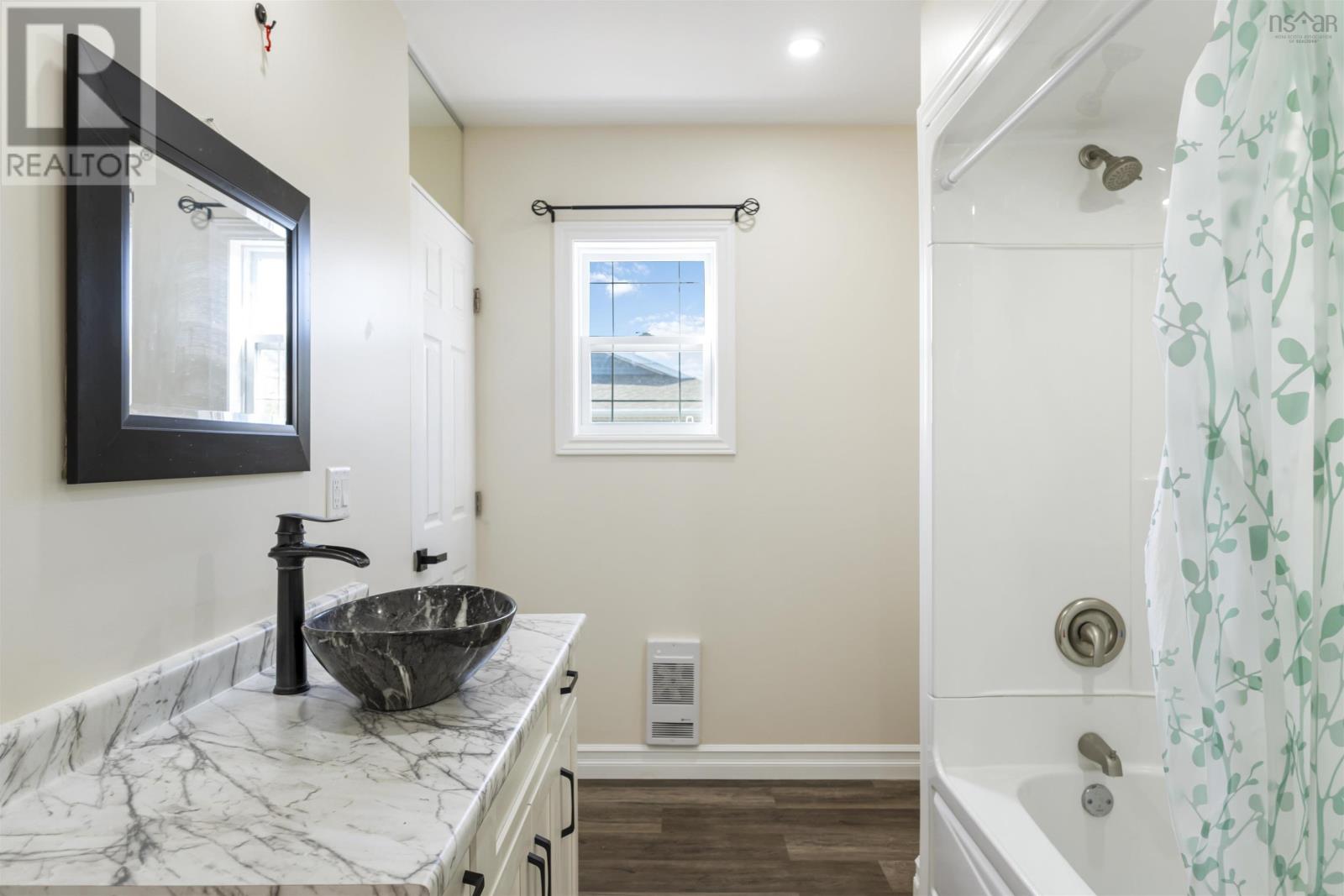 109 Second Avenue Property Photo 18