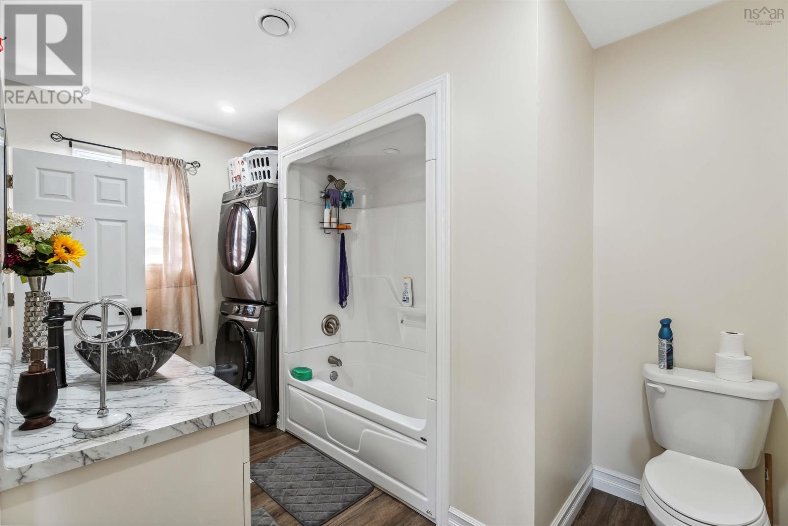 109 Second Avenue Property Photo 20