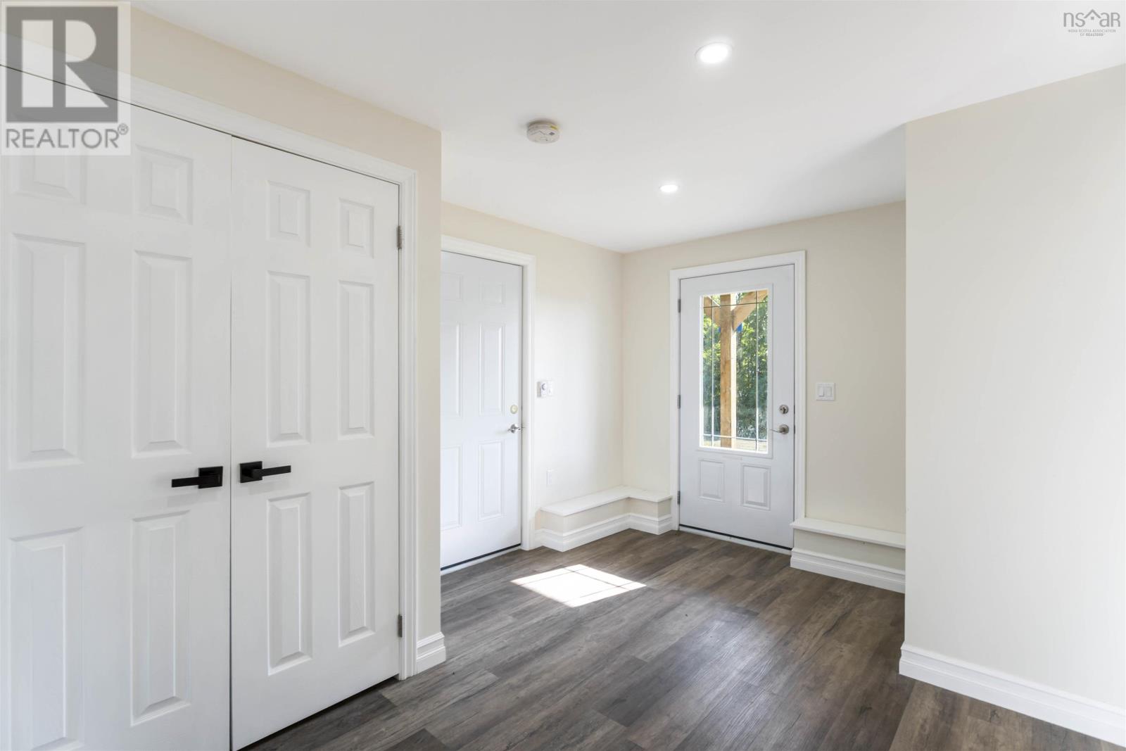 109 Second Avenue Property Photo 21