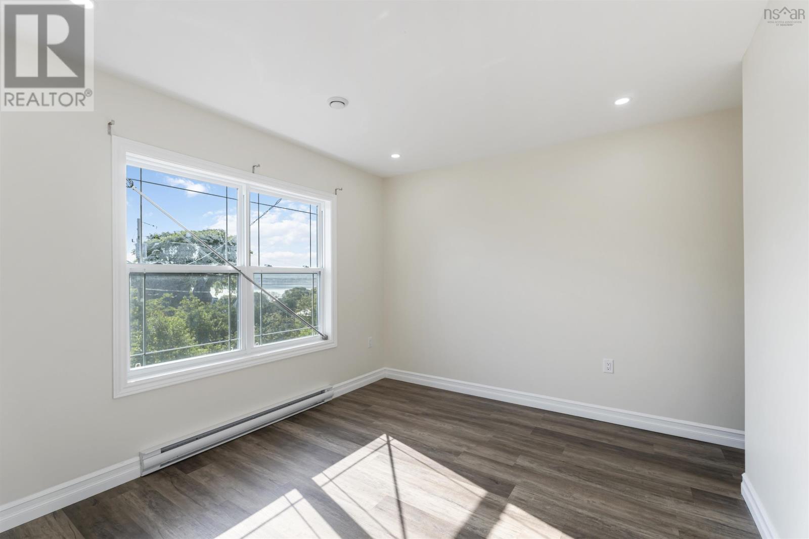 109 Second Avenue Property Photo 24