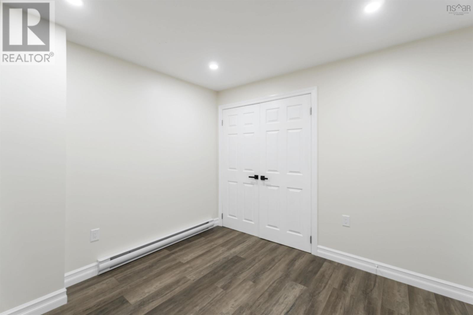 109 Second Avenue Property Photo 29