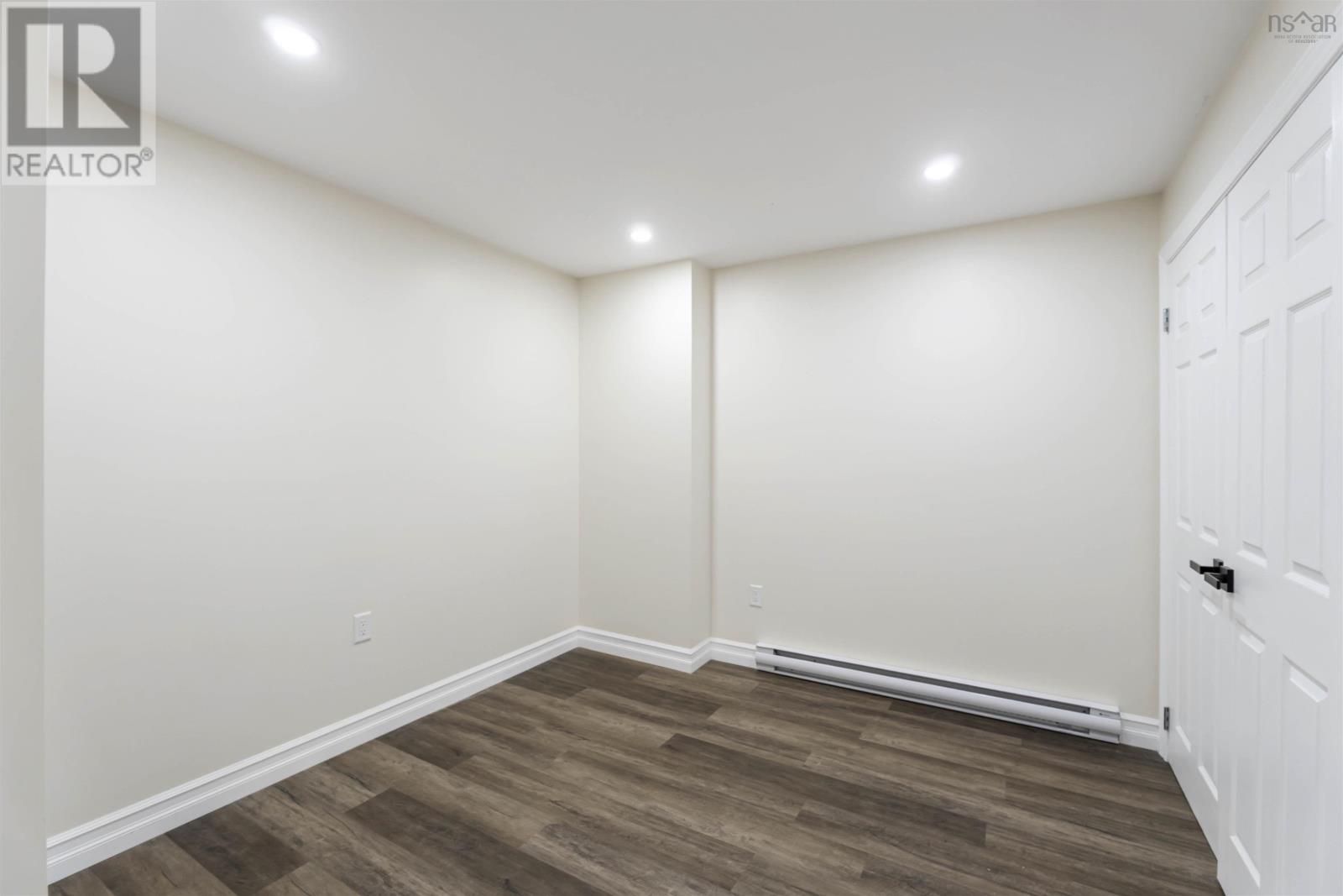 109 Second Avenue Property Photo 30