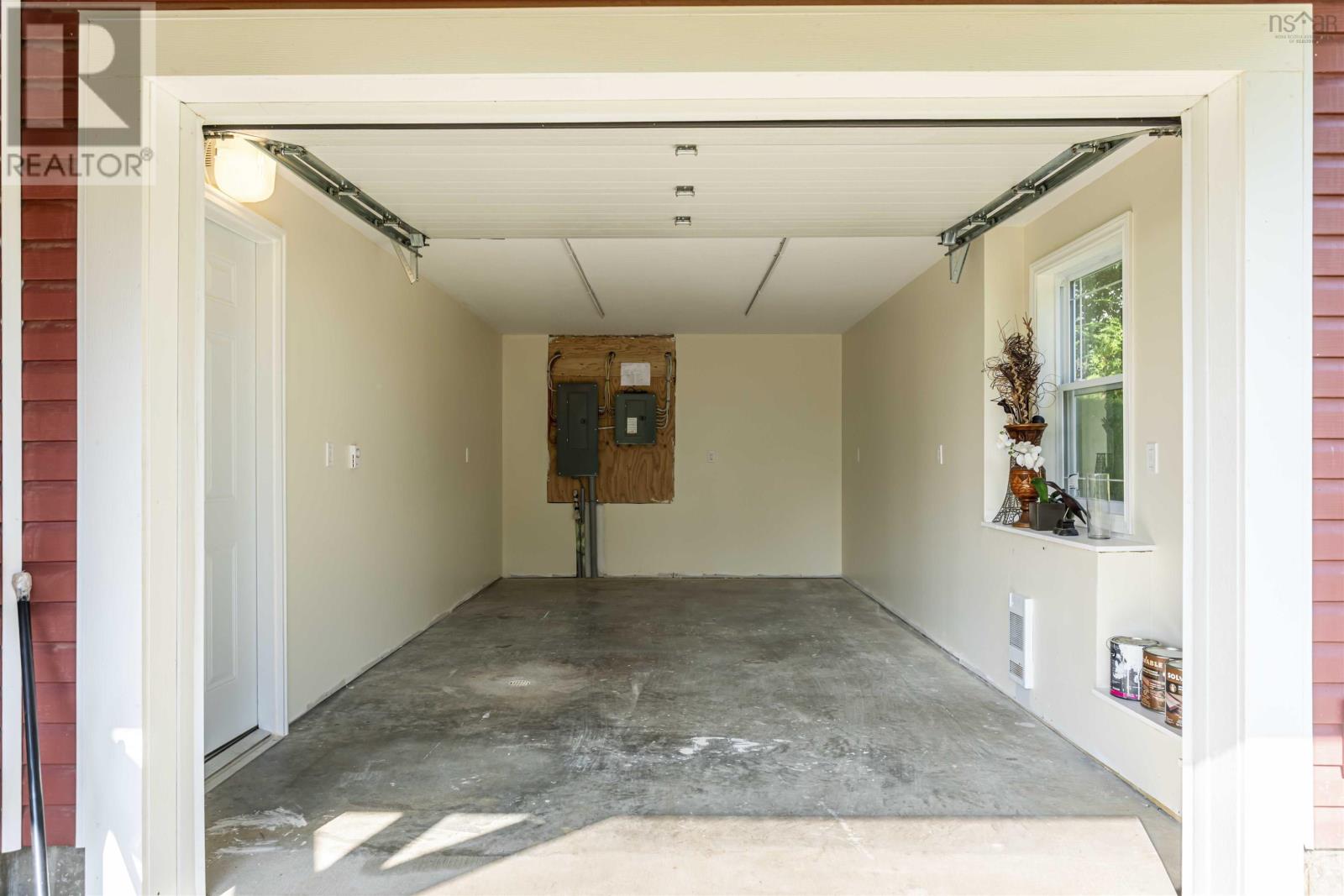 109 Second Avenue Property Photo 31