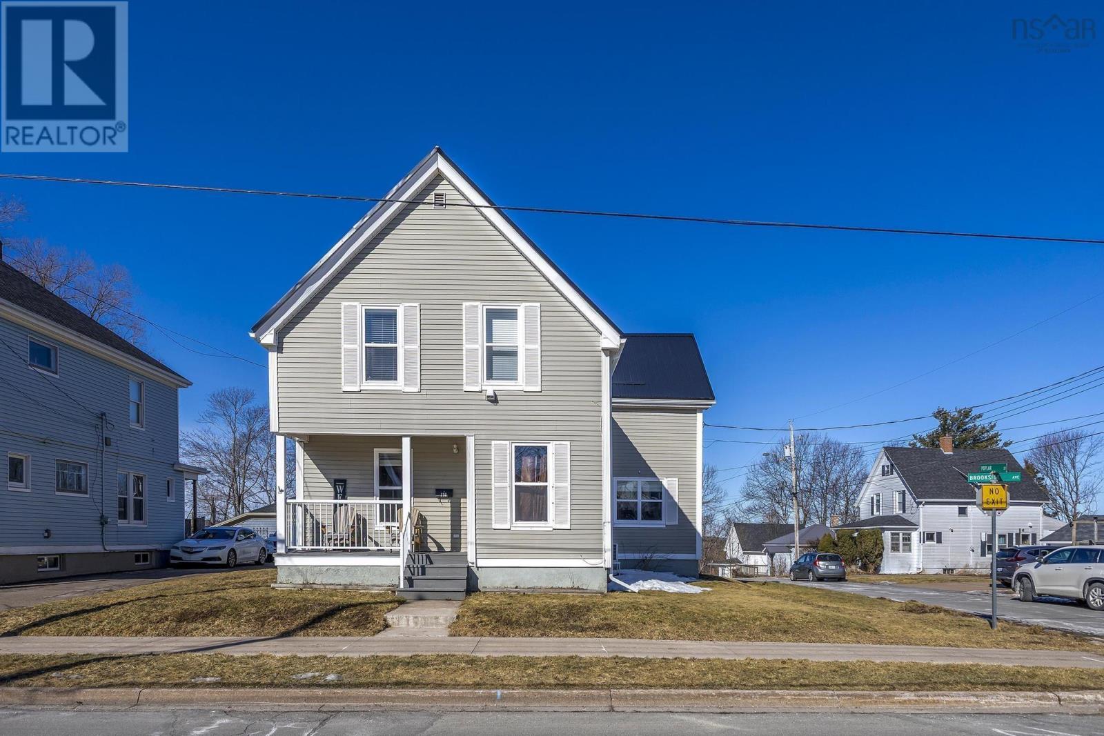 258 Brookside Avenue Property Photo