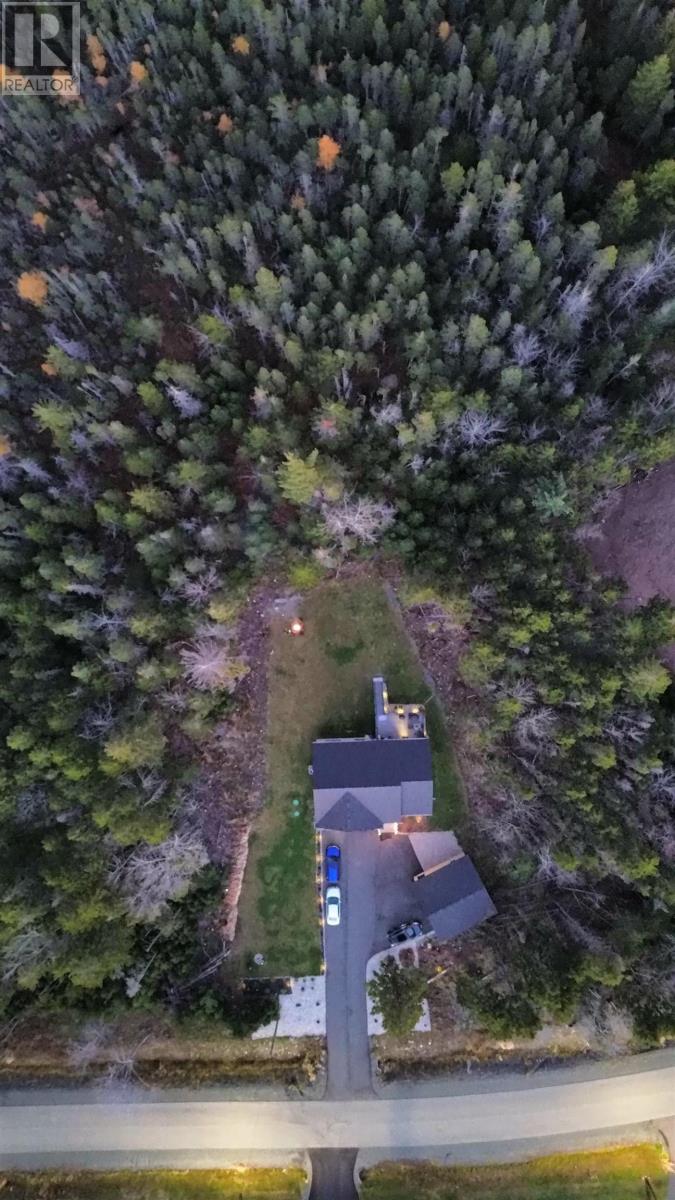 116 Azure Court Property Photo 3