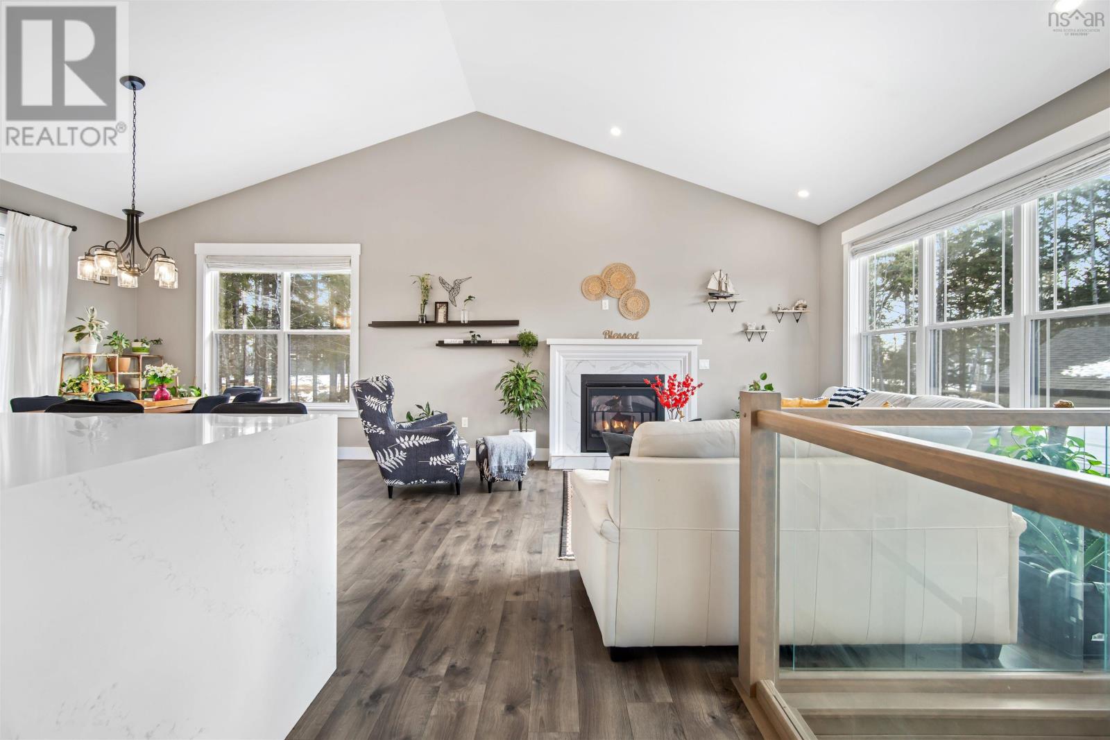 116 Azure Court Property Photo 16