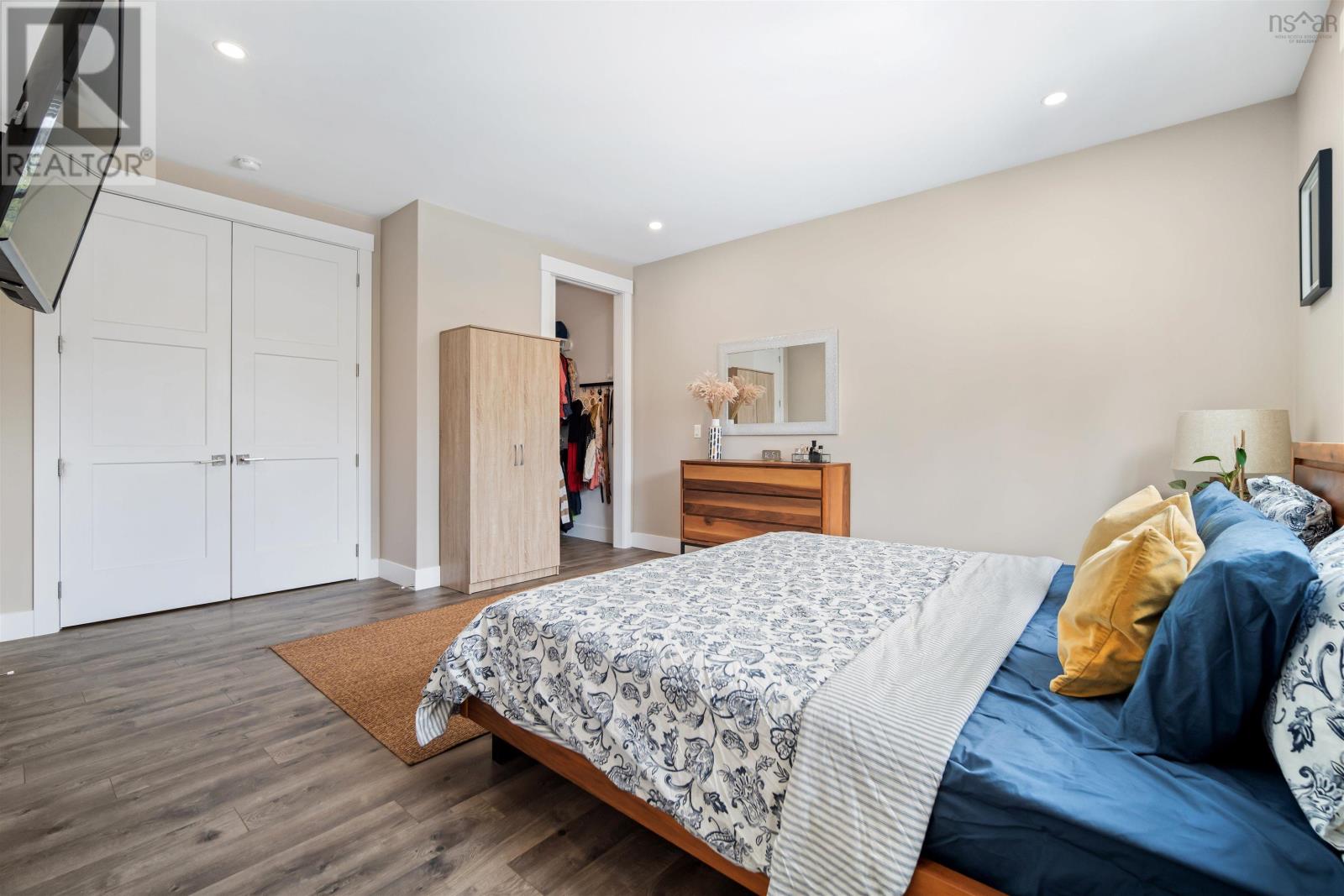 116 Azure Court Property Photo 19