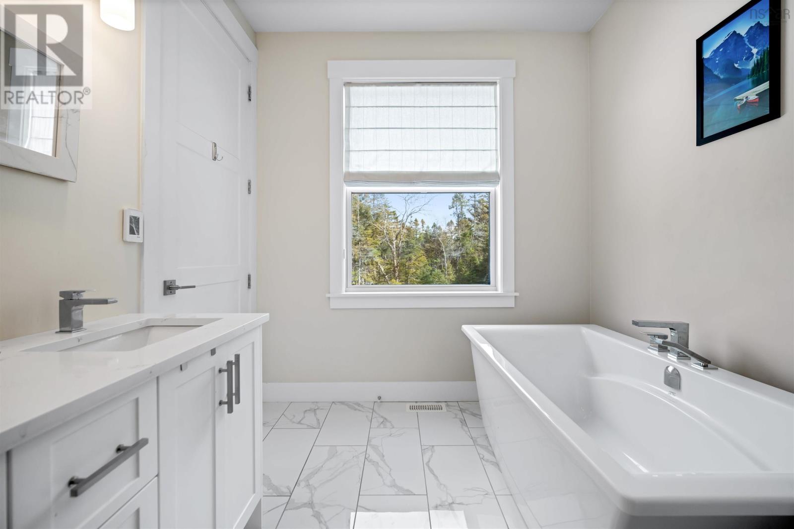 116 Azure Court Property Photo 23