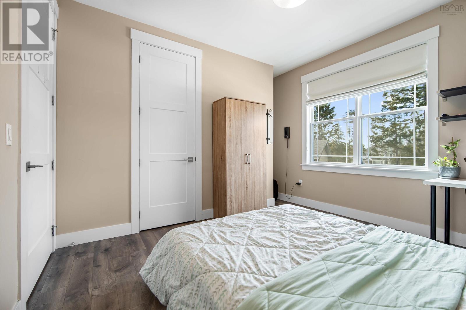 116 Azure Court Property Photo 27