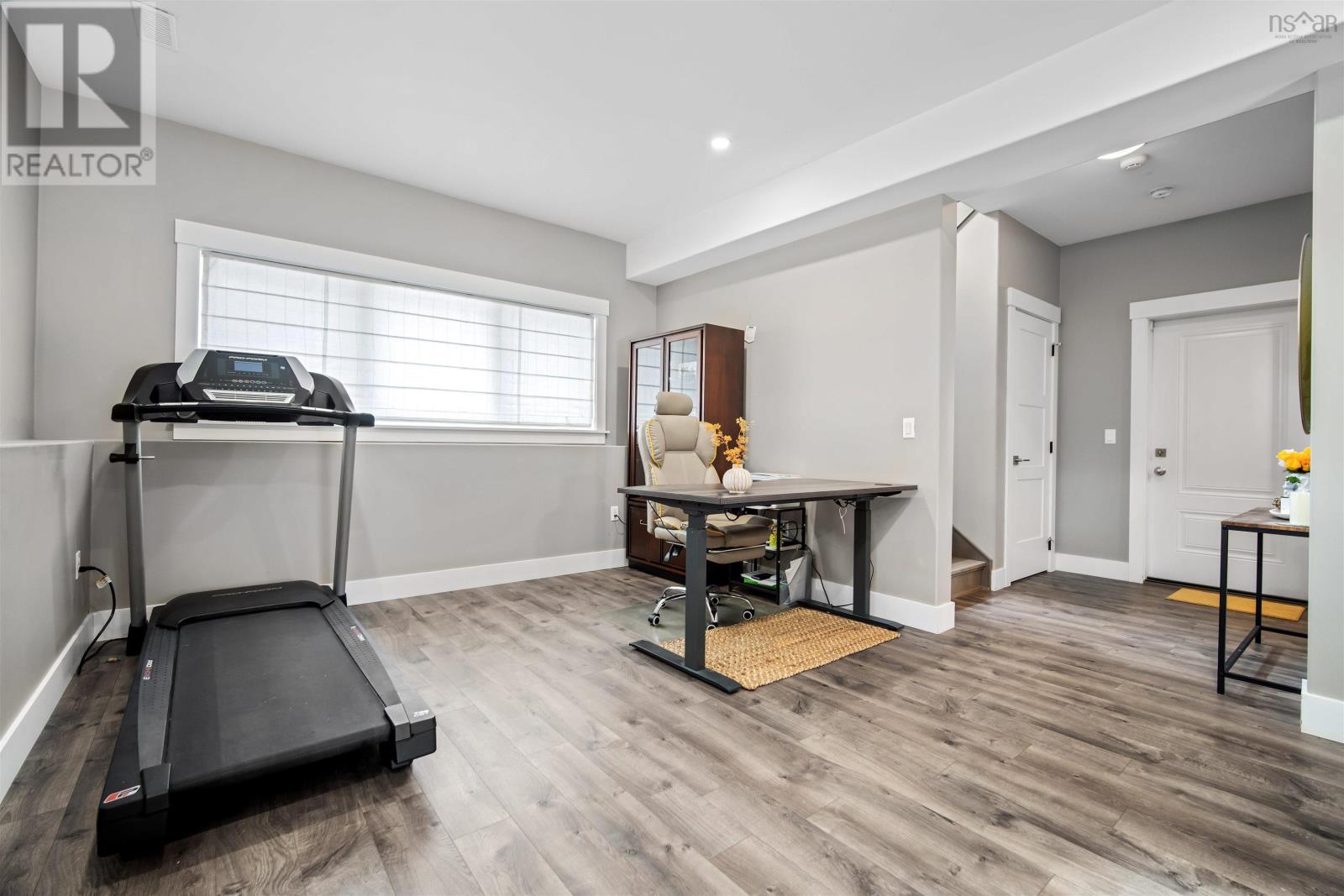 116 Azure Court Property Photo 33