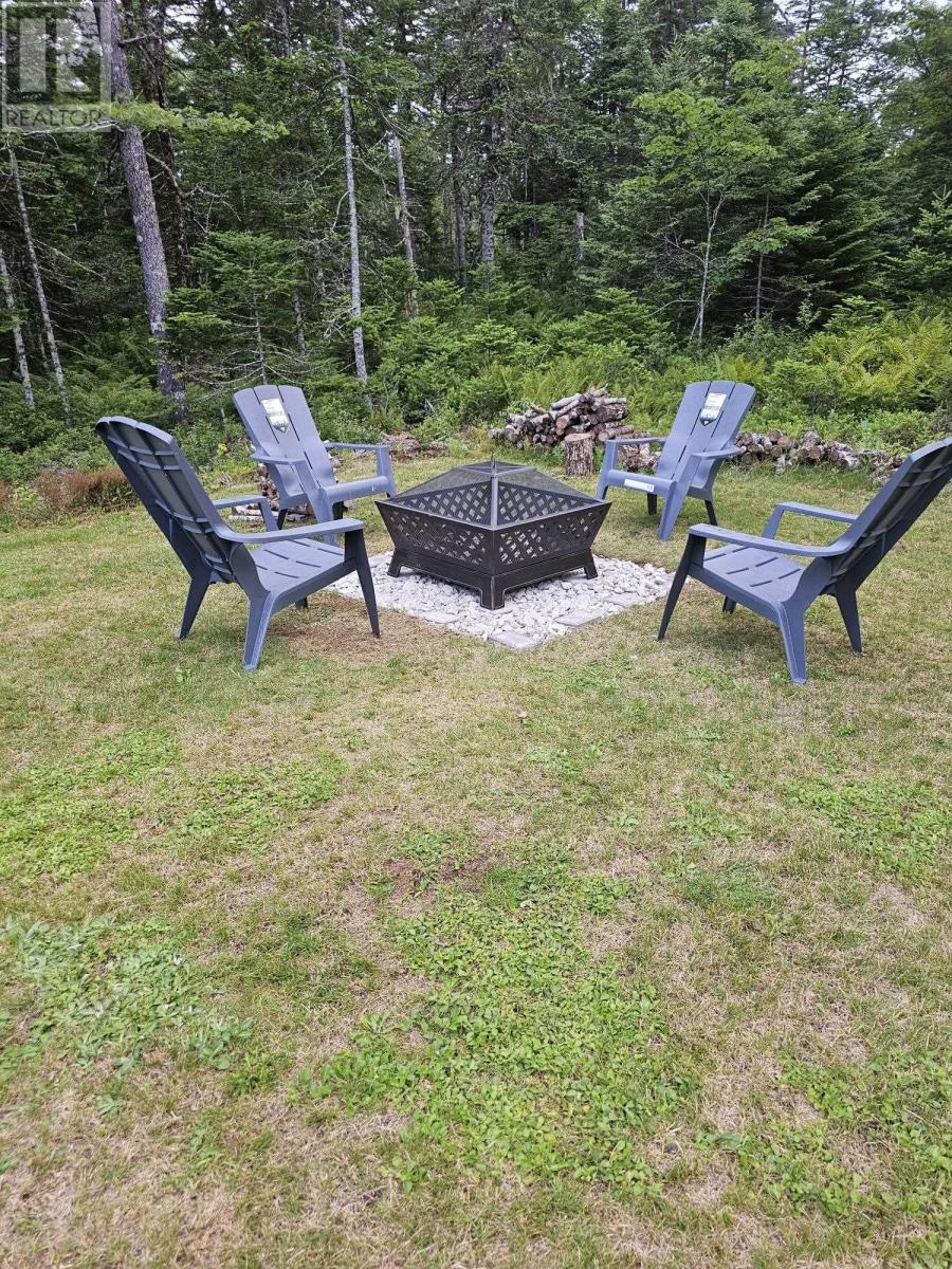 116 Azure Court Property Photo 44
