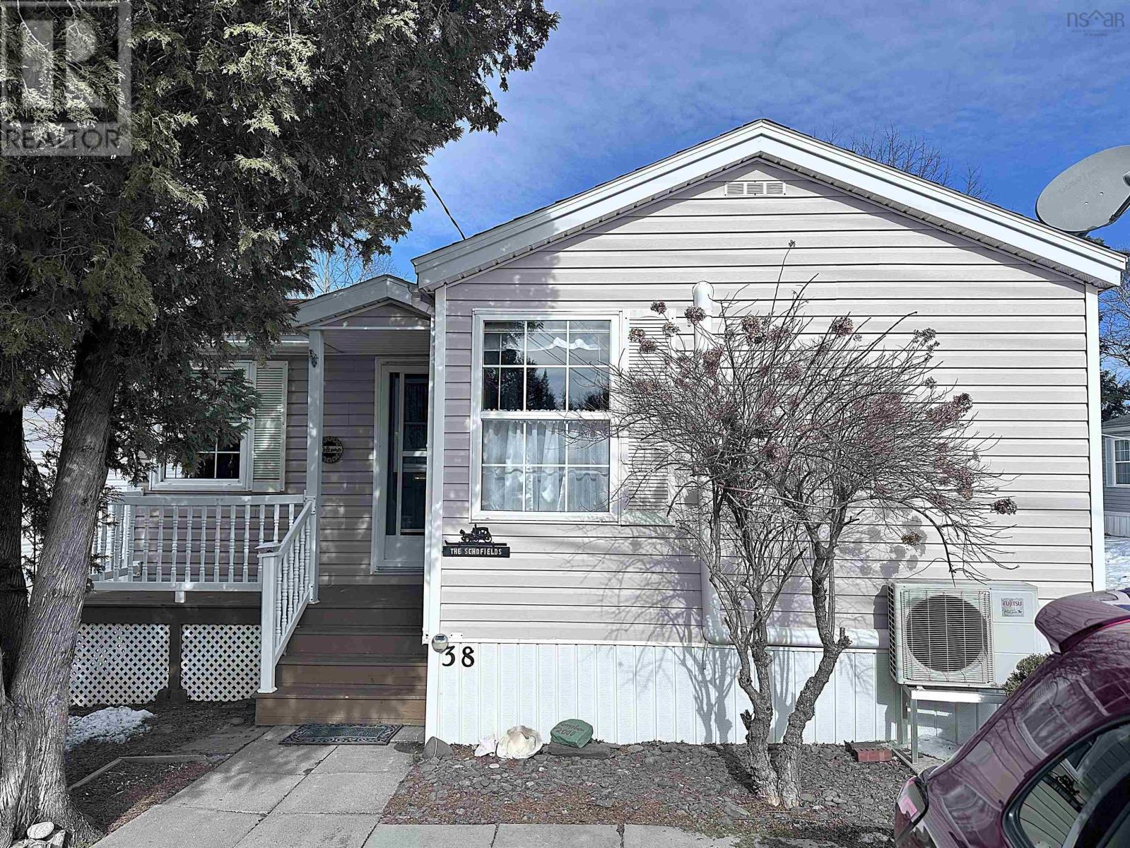 B4n3t9 Real Estate Listings Main Image