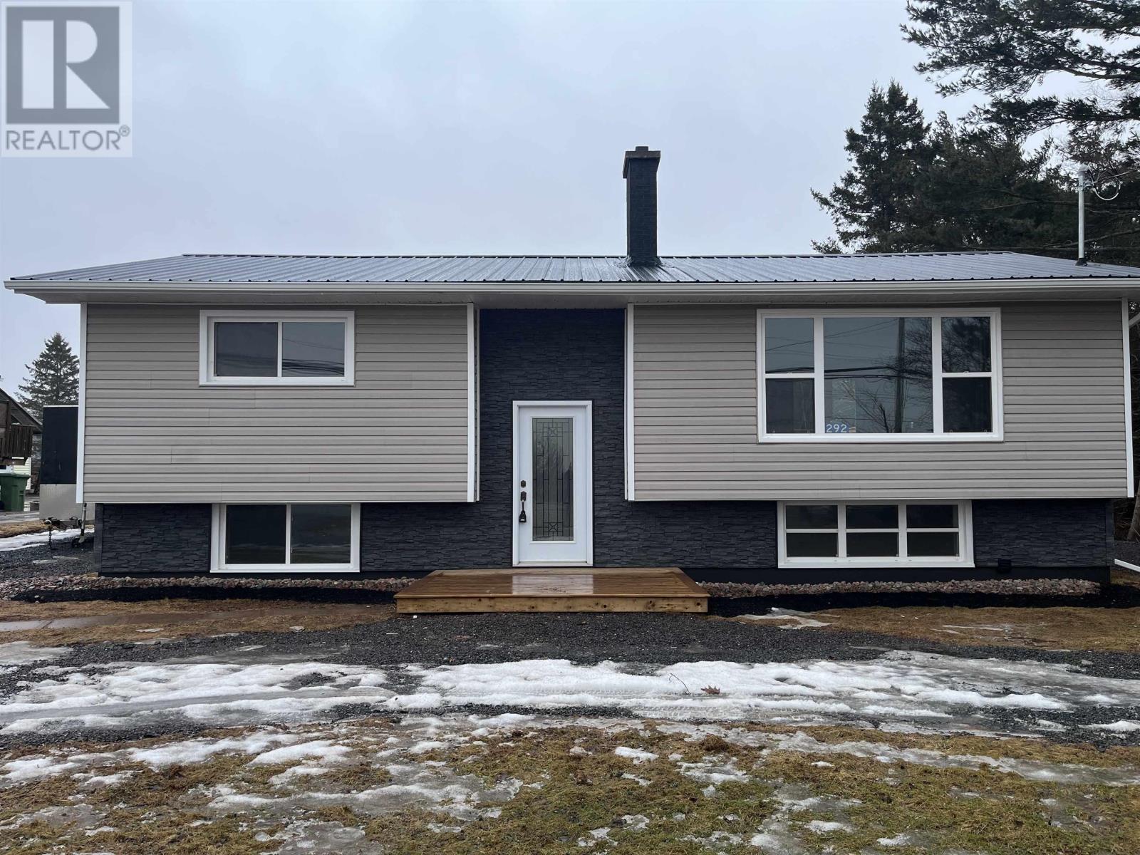 292 Vimy Road Property Photo