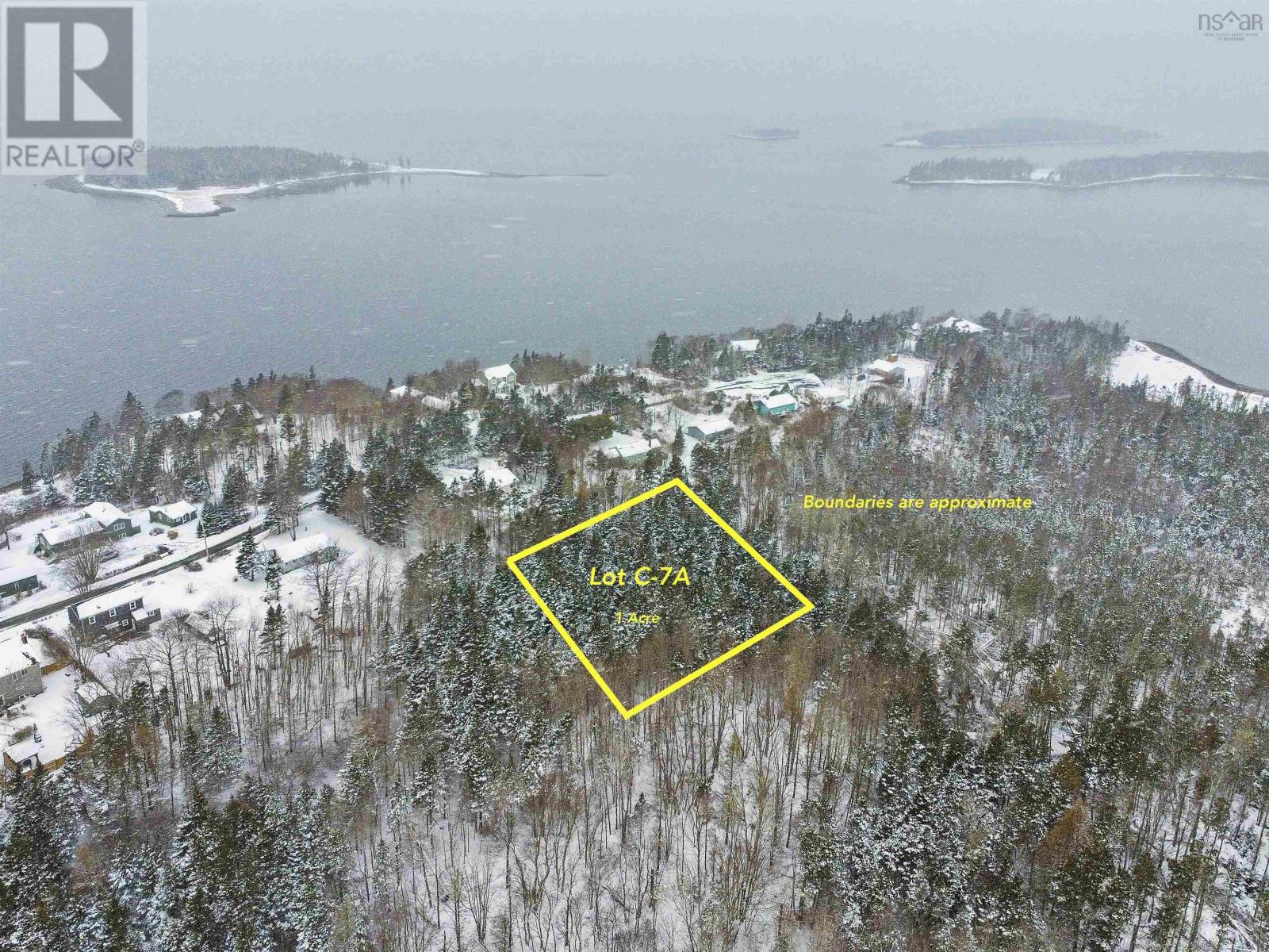 18 Lukes Lane Property Photo 2