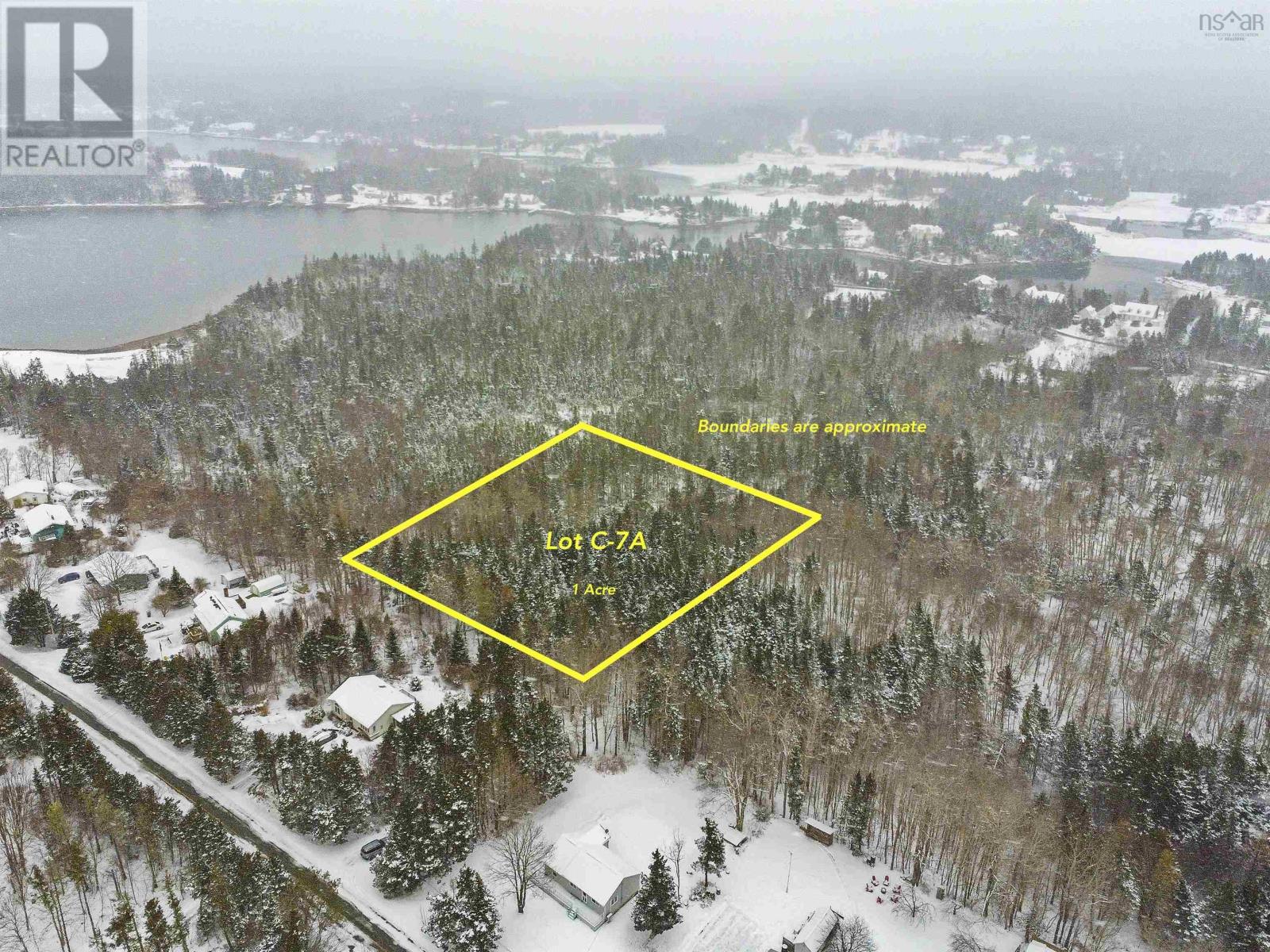 18 Lukes Lane Property Photo 3