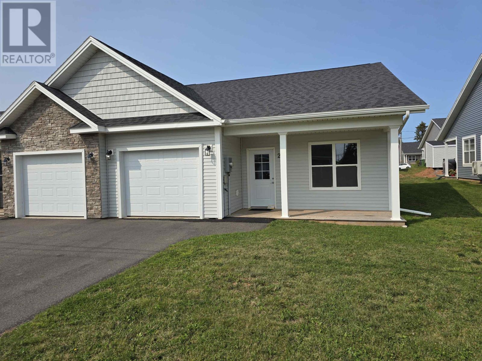 26 Essex Crescent Property Photo