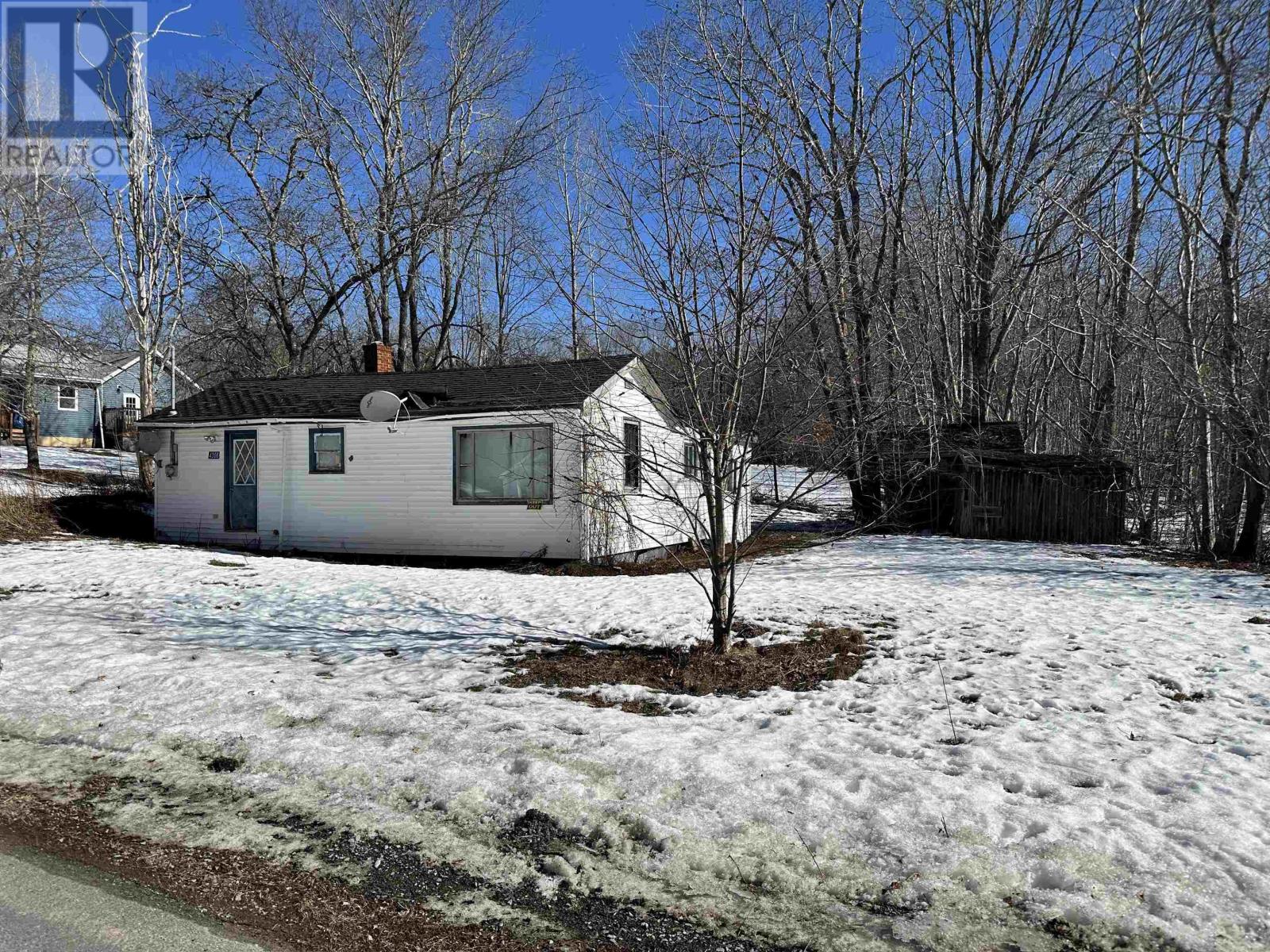 Bangs Falls Real Estate Listings Main Image