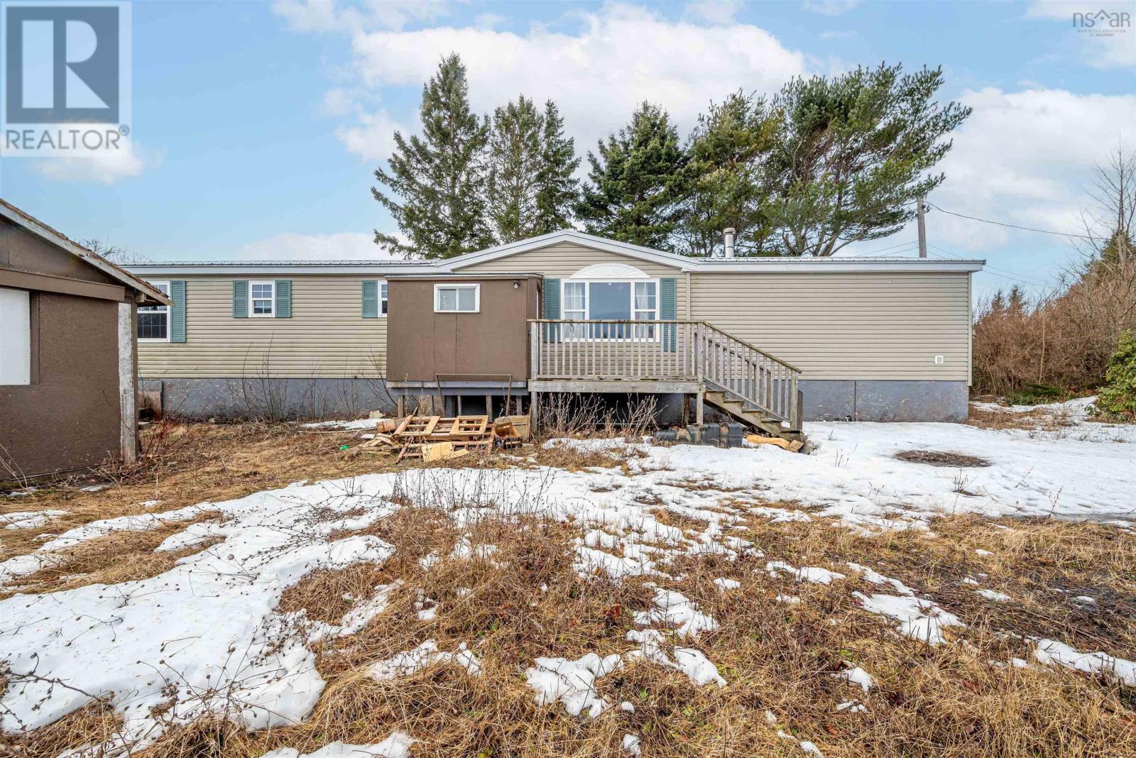 6144 Highway 215 Property Photo