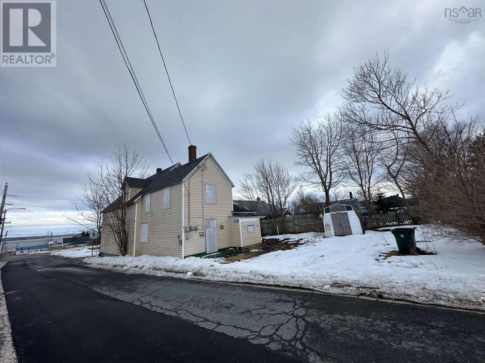 42 Caledonia Street Property Photo 1