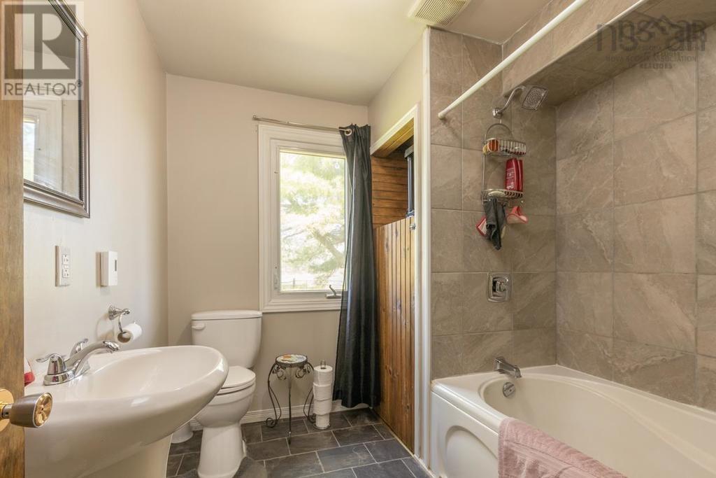 1256 Upper Clyde Road Property Photo 18