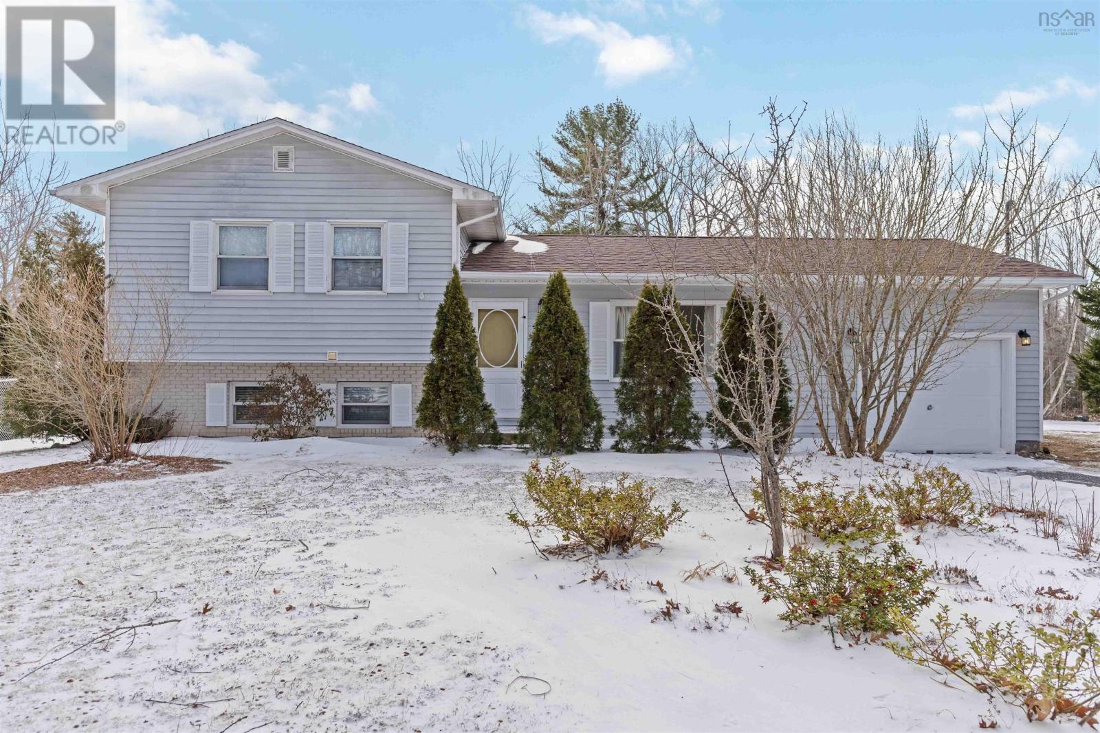 3164 Cornwallis Crescent Property Photo