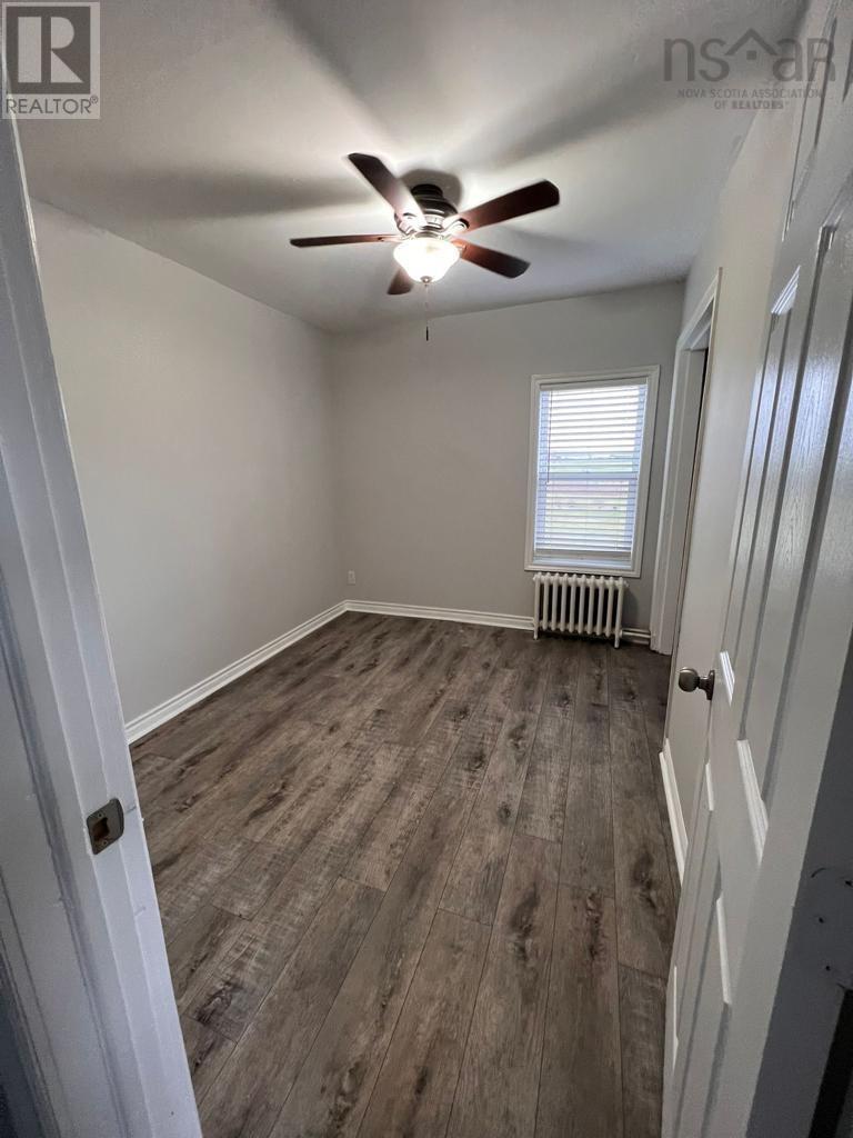 84 Intercolonial Street Property Photo 14