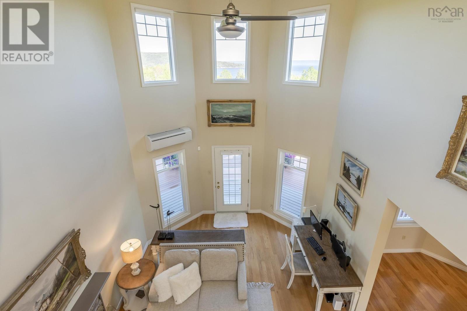20 Harvey Drive Property Photo 15