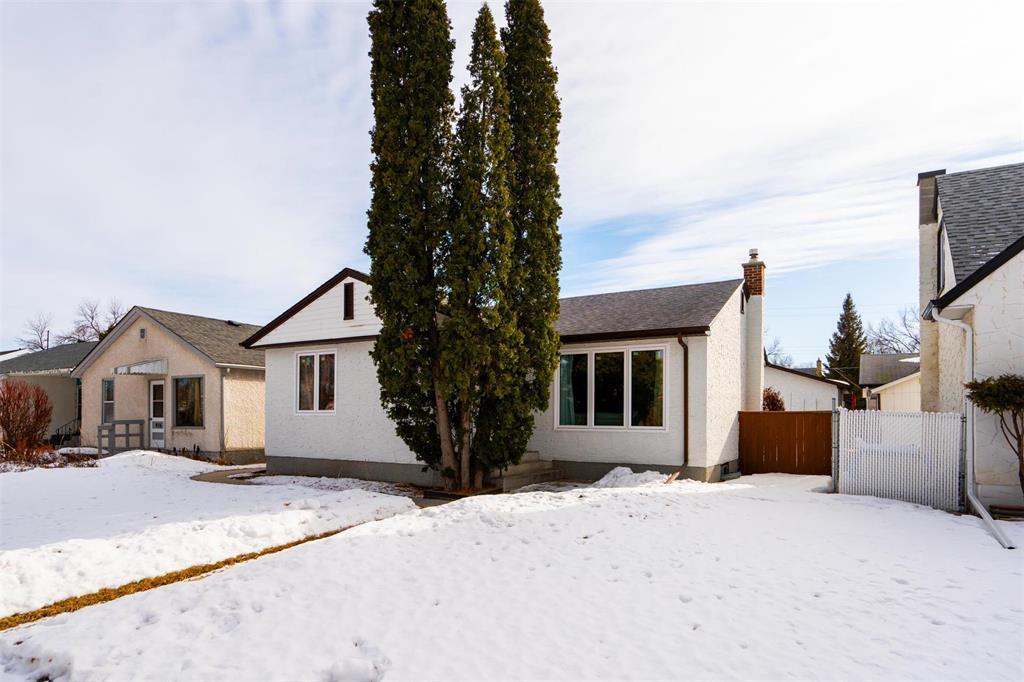 430 St Anthony Avenue Property Photo