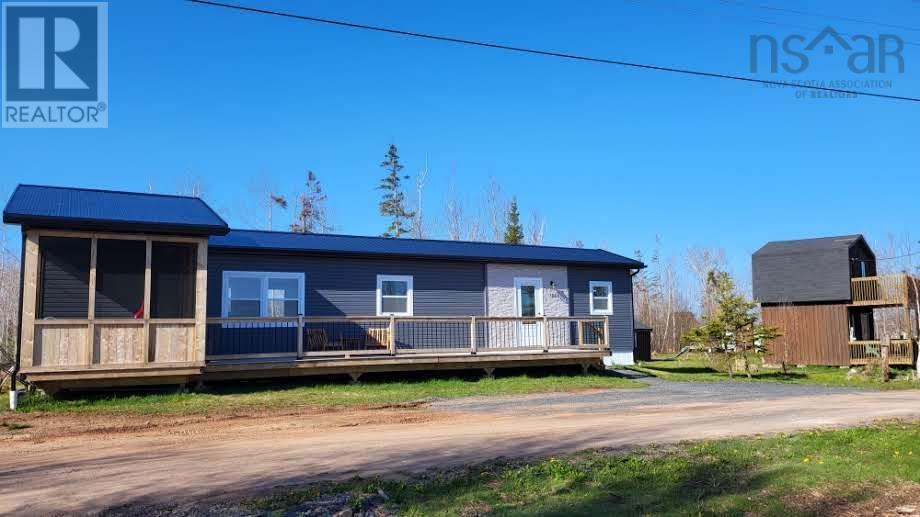 124 Red Cliff Drive Property Photo 2