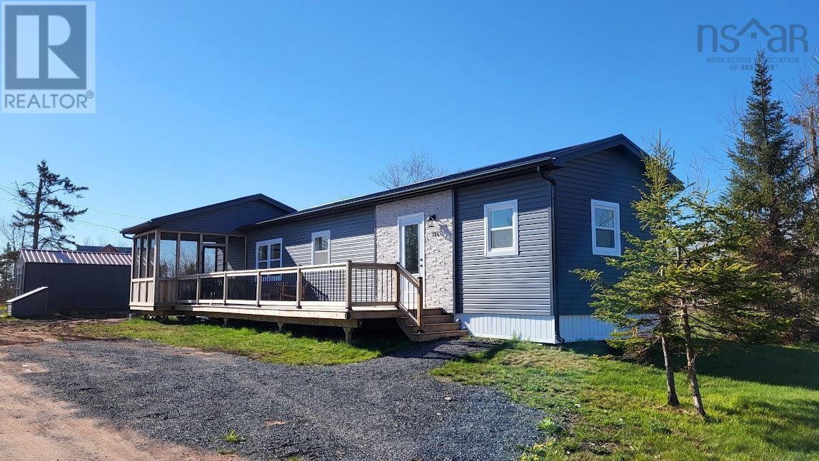 124 Red Cliff Drive Property Photo 3