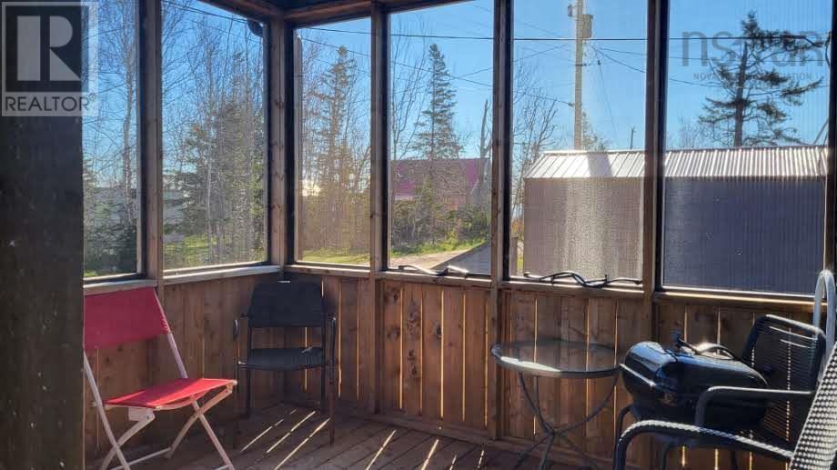 124 Red Cliff Drive Property Photo 5
