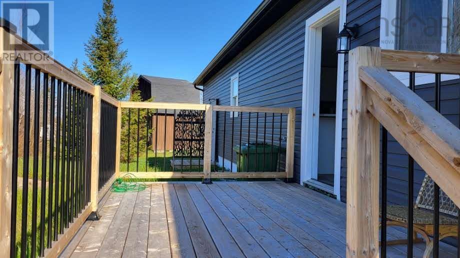 124 Red Cliff Drive Property Photo 18
