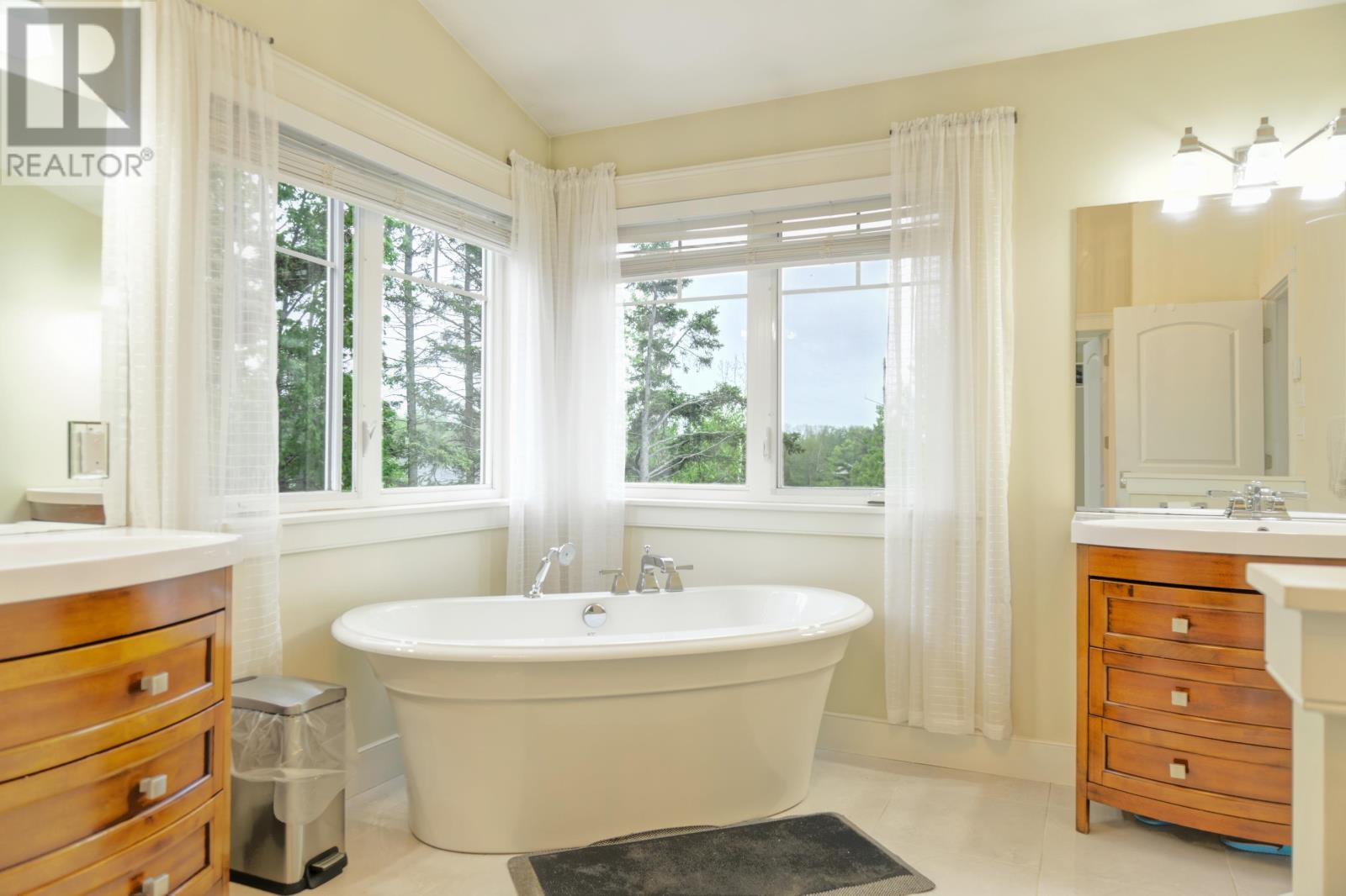 79 Keppoch Road Property Photo 15