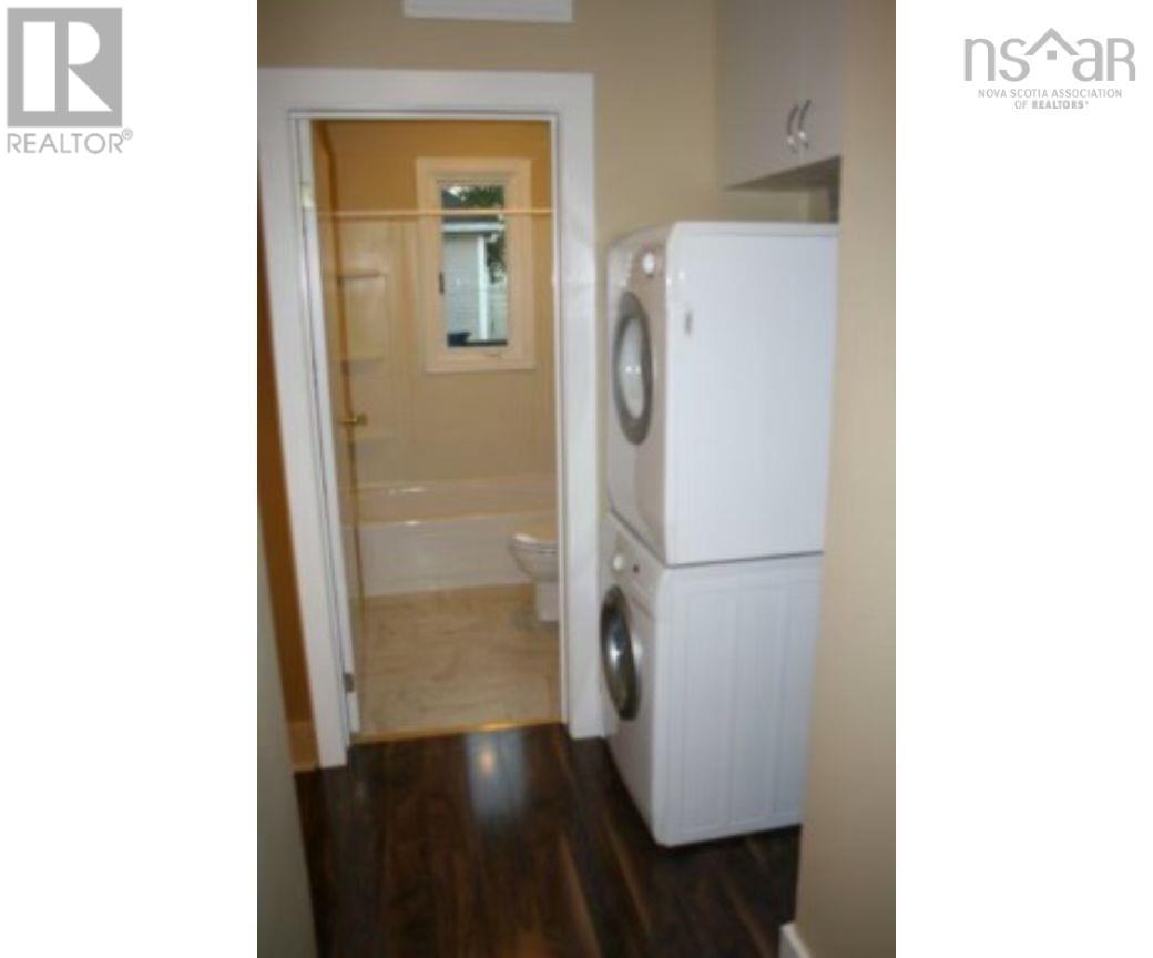 27 Prince Albert Road Property Photo 11