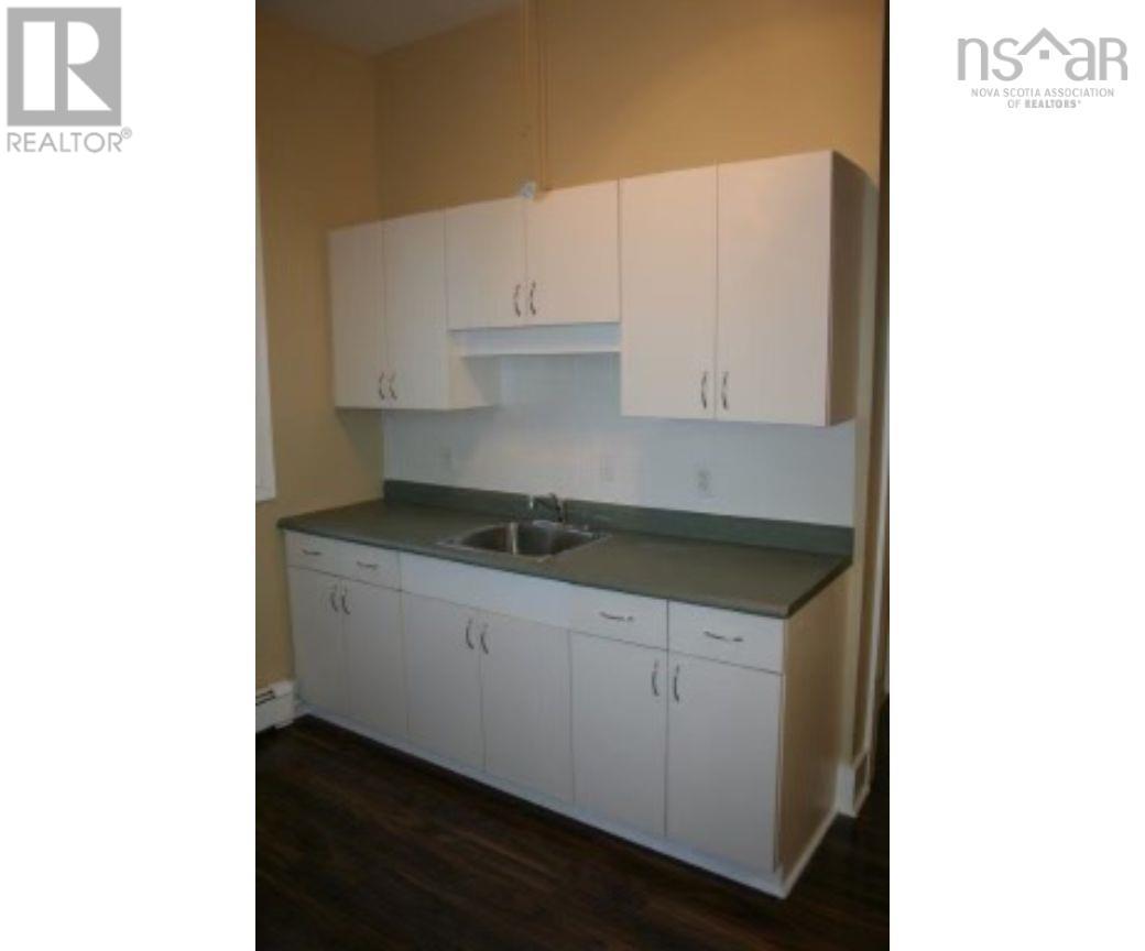 27 Prince Albert Road Property Photo 15