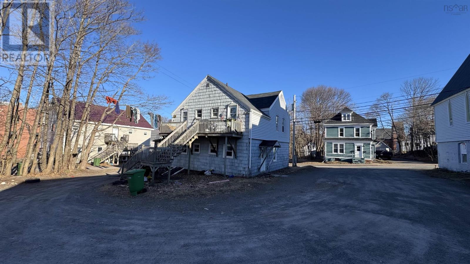 211 Forbes Street Property Photo 4